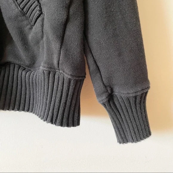 Roots Jacket - Picture 6 of 6